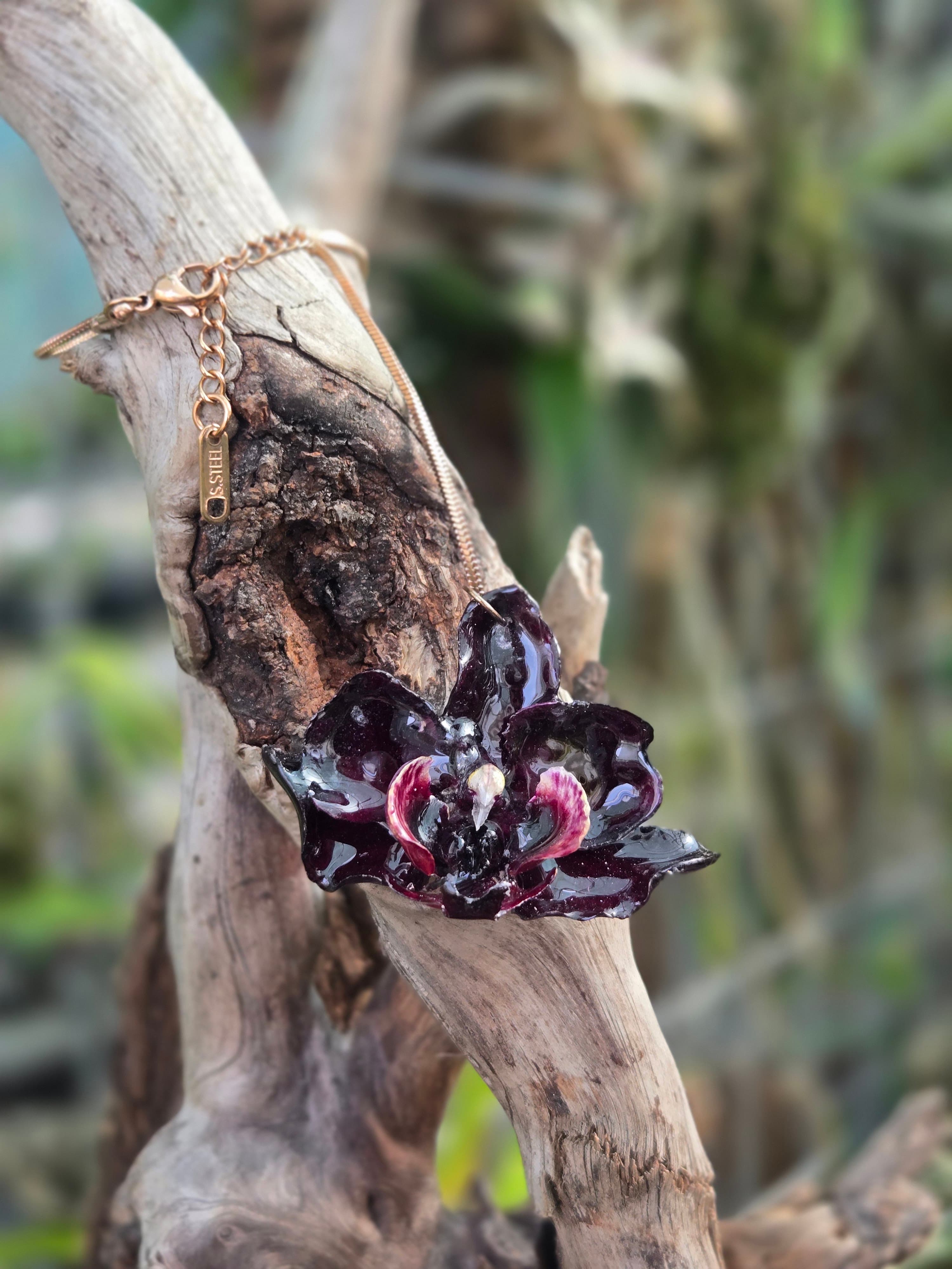Colar Cobra Orquídea Negra